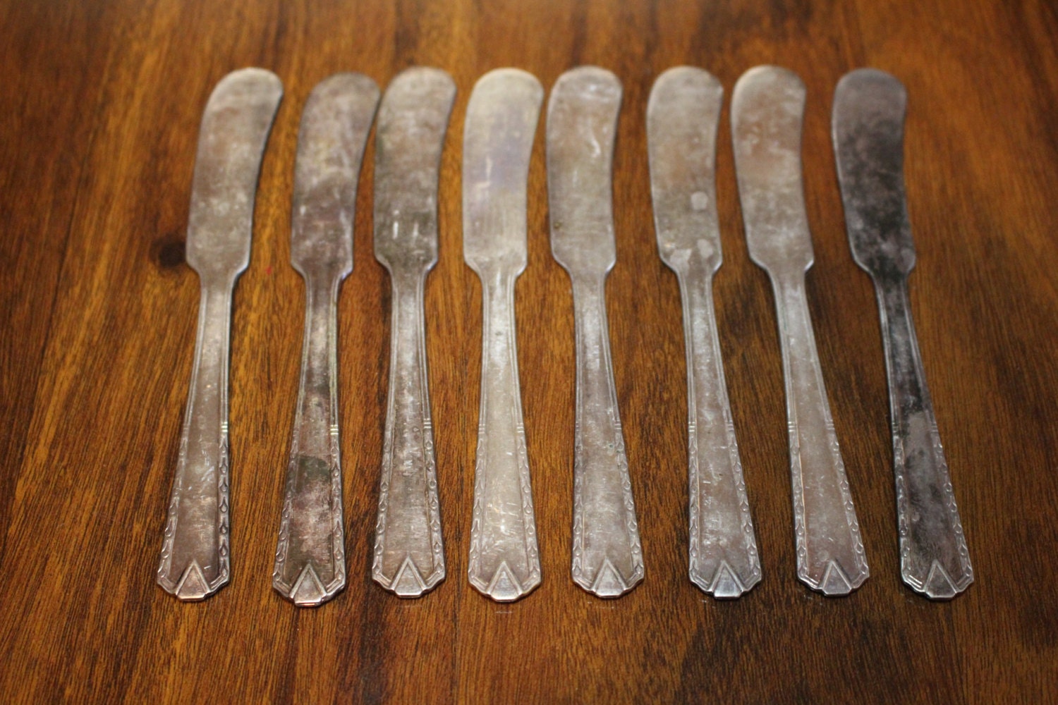 Set Of 8 Castle Silverplate RC Co. Butter Knives – Haute Juice