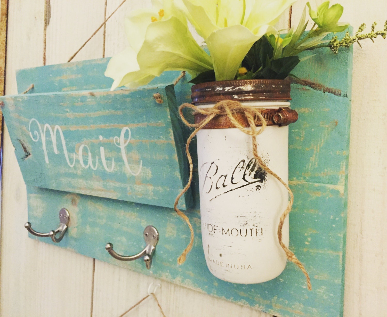 Entry Door Mail Organizer by CarolinaRusticCo on Etsy