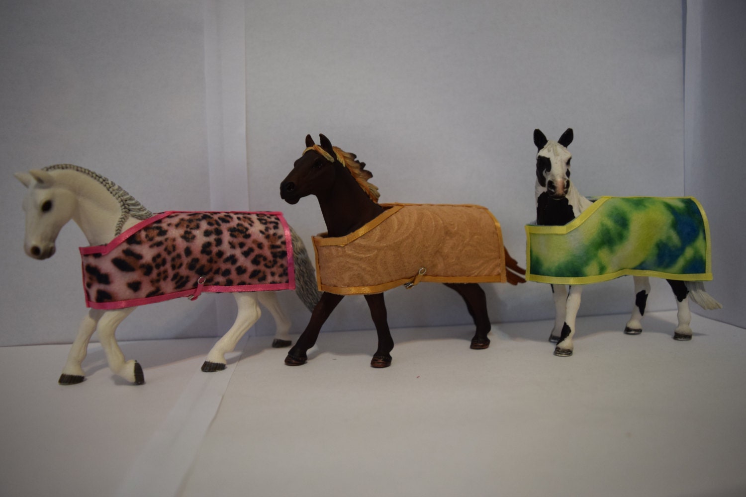 6 PATTERNS AVAILABLE Schleich Horse Blanket