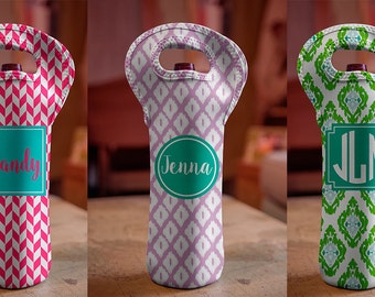 Monogrammed Signature Wine Bottle Tote/ Bag - 10 Design Options - Great gift for your wine-loving friends!