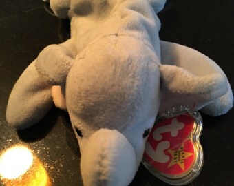 peanut the elephant light blue
