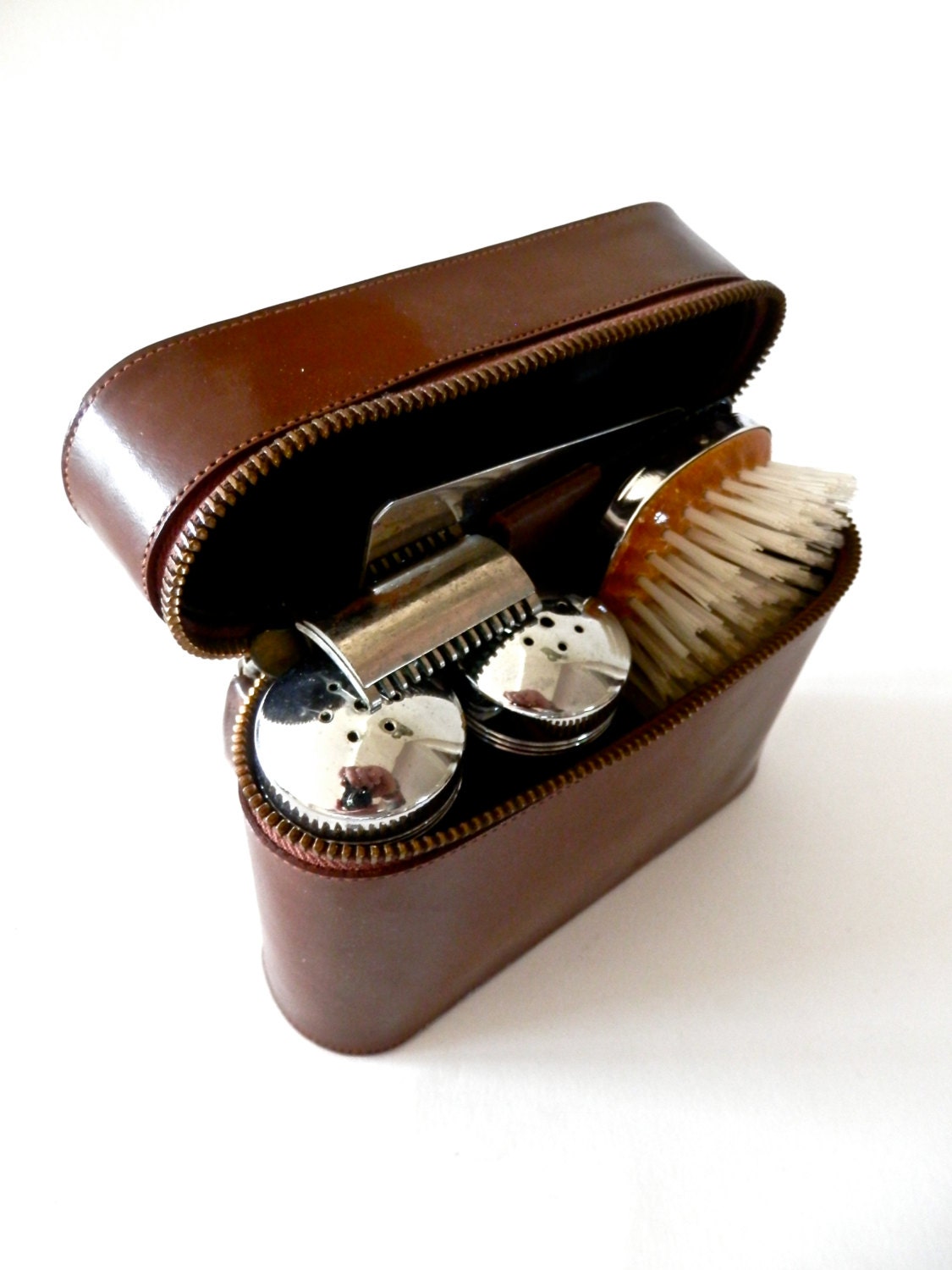 mens vanity case