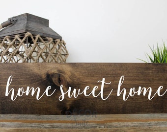 Home Sweet Home Painted Wood Sign| Rustic Wood Sign| Family Decor| Mantle| Housewarming Gift| Gallery Wall| 18" x 5.5"