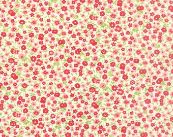 Vintage Picnic - Wildflowers in Cream: sku 55126-17 cotton quilting fabric by Bonnie and Camille for Moda Fabrics - 1 yard