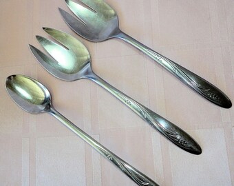 Universal Stainless International ELEGANCE 2 Serving Forks Iced Tea Spoon Wheat