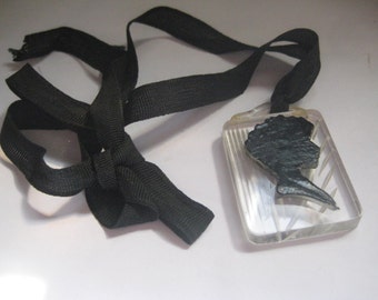 Retro Victorian Mourning Brooch Lucite Silhouette with Ribbon from the 30s
