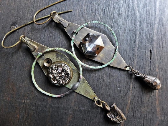 Syzygy. Rustic Victorian tribal earrings in silver grey with kuchi. 