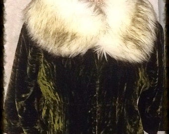 Black-tipped Cream Arctic Fox Faux Fur Collar