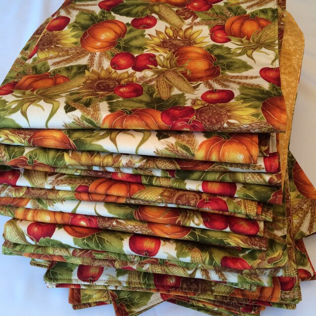 REVERSIBLE PLACEMATS TABLE RUNNERS NAPKINS by tracystreasuresri