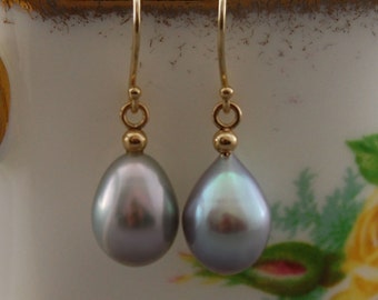 Jumana - Stunning platinum blush pearl earrings, dangle earrings, pearl jewelry, gift idea, for her, jewelry, anniversary, fashion, Bridal