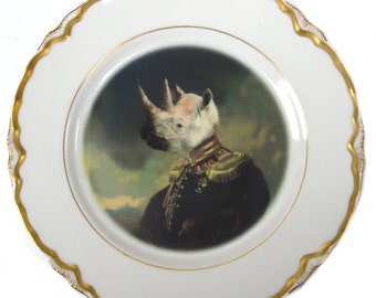 SALE - Damaged - Lord Voluntus de Gaulle Plate 7.15"