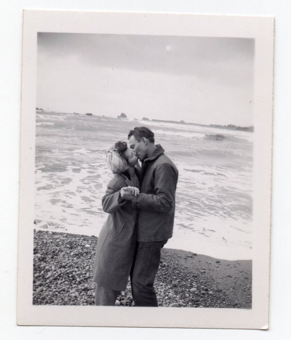 Small Vintage Photo Love On The Beach Man And Woman Kiss Mid