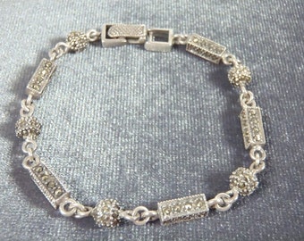 Sterling Silver Marcasite Bar Ball Bracelet B42
