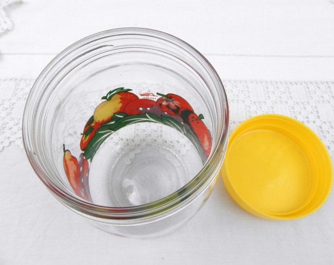 Vintage French Airtight Le Parfait Storage Jar with Retro Printed Fruit Pattern and Yellow Lid, 1 L 1960S Retro Home Interior Kitchenware Vintage French Airtight Le Parfait Storage Jar with Retro Printed Fruit Pattern and Yellow Lid, 1 L 1960S Retro Home Interior Kitchenware