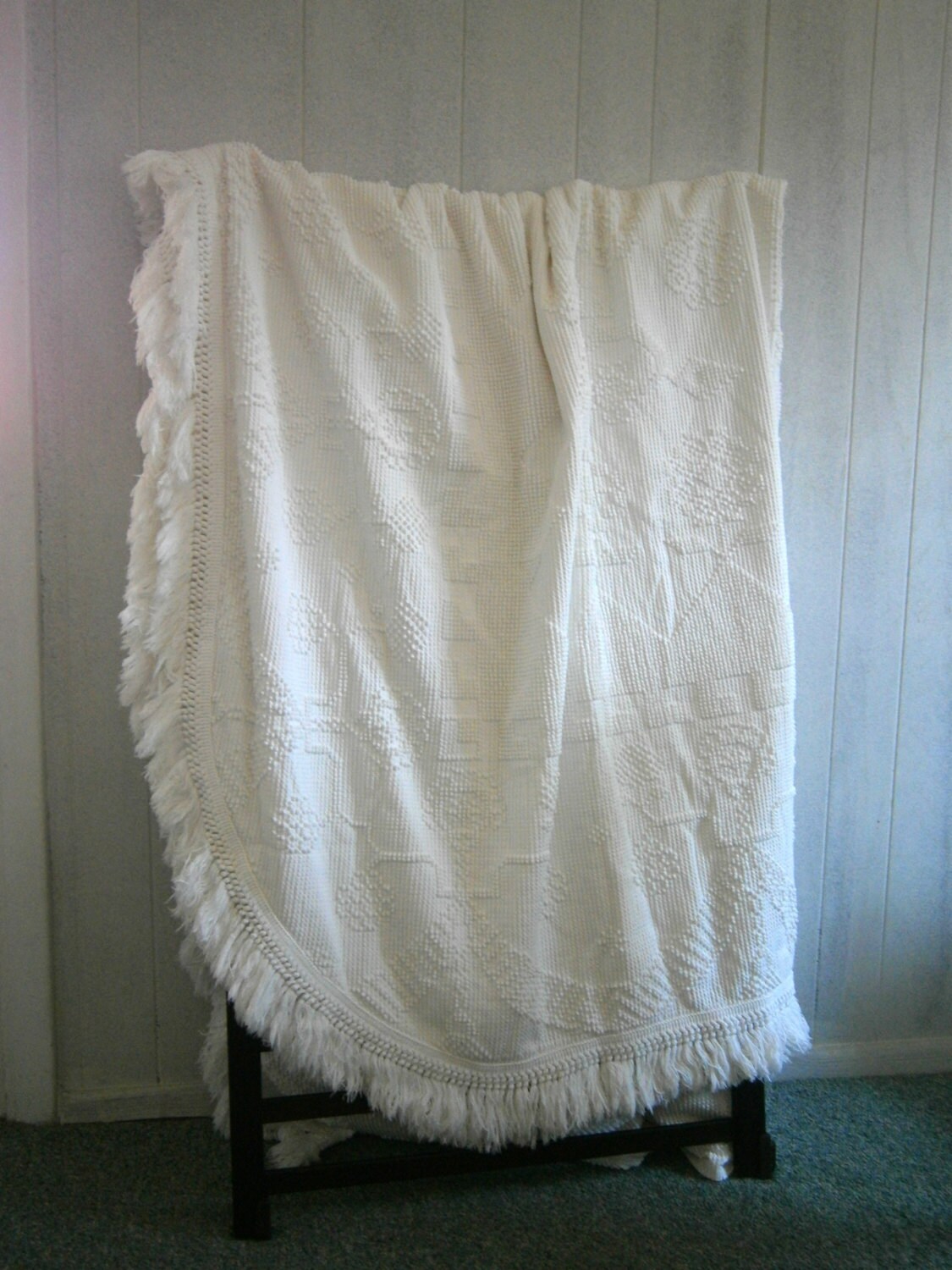 Chenille Bedspread / Bates Hobnail Bedspread /