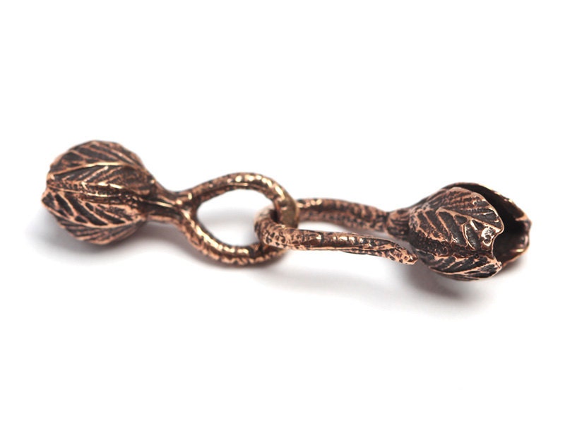 Hook and eye clasp 3149. Antique bronze leaf leaves bud