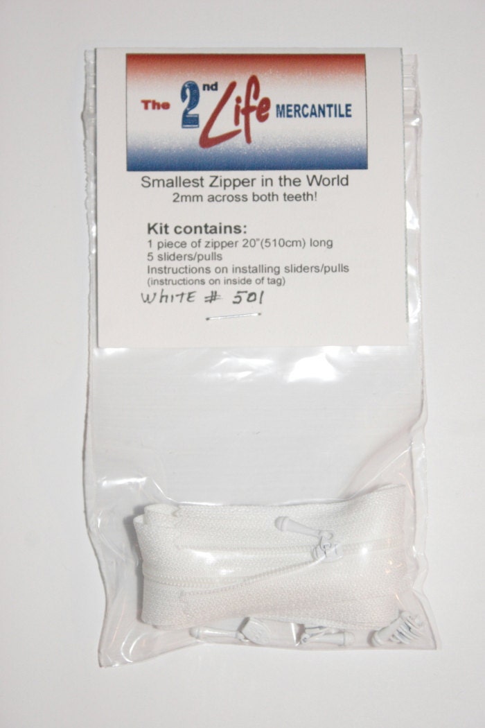 WORLDS SMALLEST ZIPPER in White 501. 2mm across. Kit for Doll