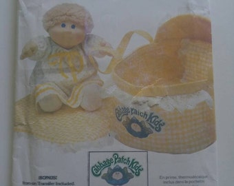 Complete with iron on... Vintage 1984 Butterick 337 pattern Cabbage Patch Kids