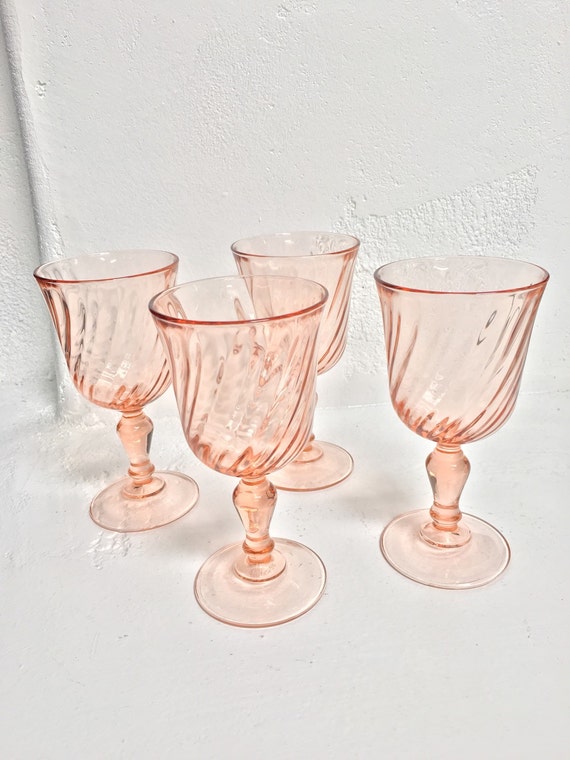 Beautiful Peach Pink Vintage Swirled Glass Arcoroc Wine