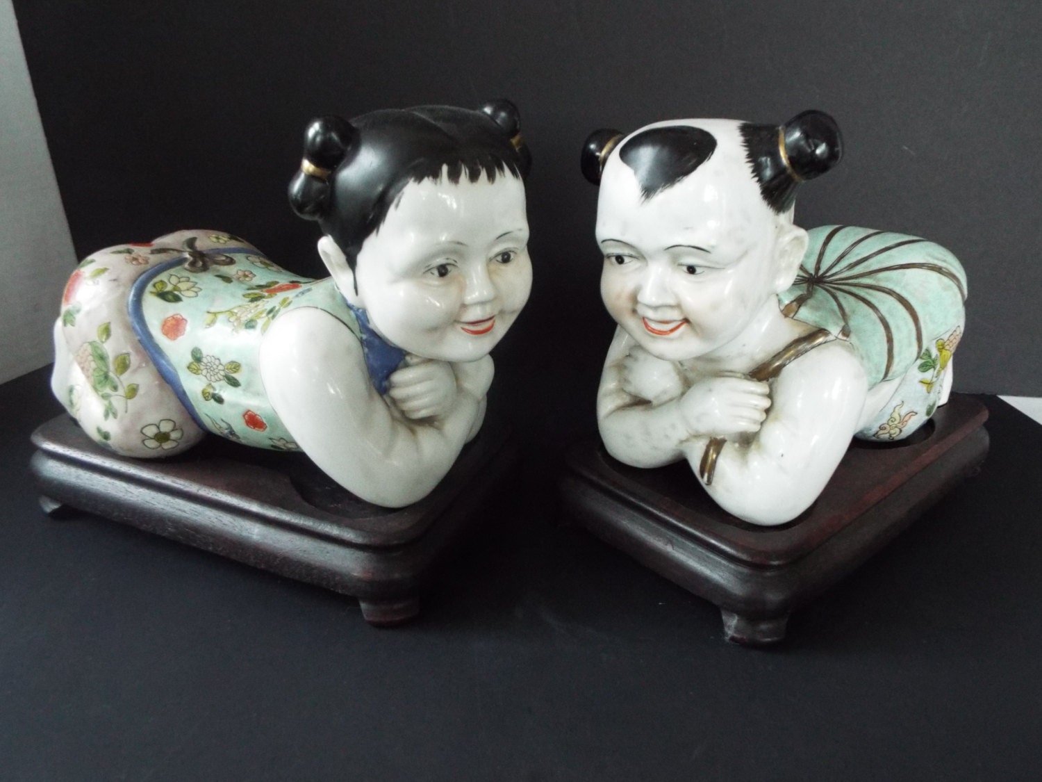 PAIR 8 Chinese Famille Rose porcelain headrest head