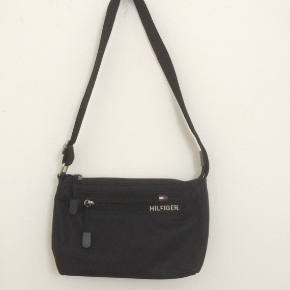Vintage Tommy Hilfiger shoulder bag