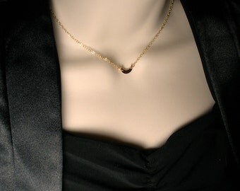Crescent Moon Necklace, Gold Minimalist Necklace, Everyday Necklace, Simple, Minimal Jewelry, Modern Necklace, Dainty Necklace, Gold Filled