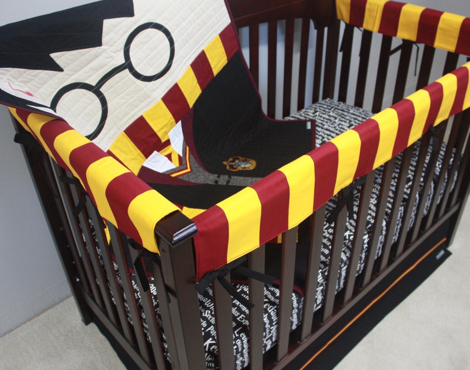 Harry Potter baby beddingHarry PotterCustom Crib