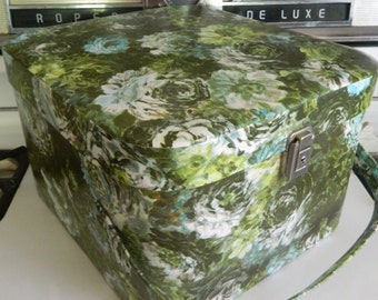 Air Lander wig box with Norman Kartiganer styrofoam head and Jerome Alexander wig