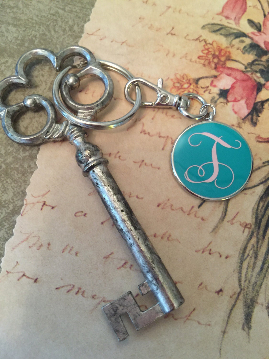 Keychain Name Decal Personalized Monogram Vine Letters