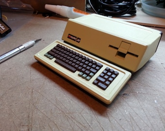 Apple /// Raspberry Pi case