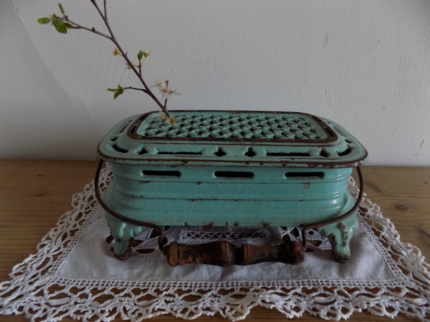 French antique foot warmer Godin chaufferette chippy