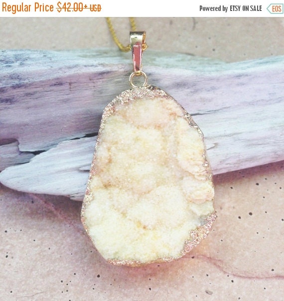 Metis // Sparkly Pastel Yellow Druzy Necklace by NesoiCollection