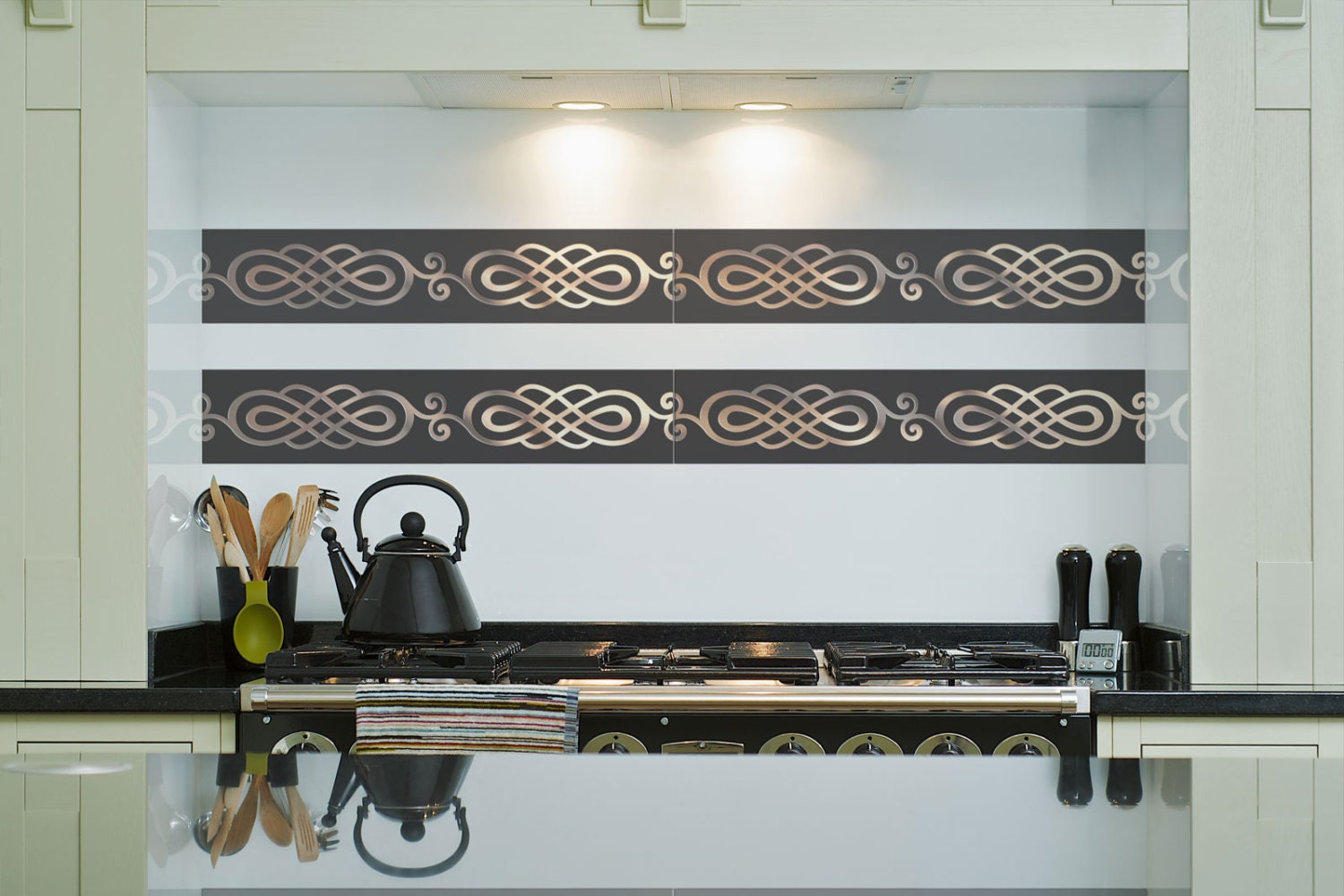 ROYCEWIDE Border Peel & Stick decorative metal borders