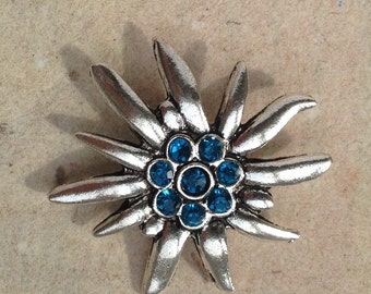 Brooch Edelweiss light blue
