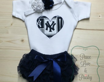 New York Yankees Bodysuit, Ruffle Diaper Cover and Headband Set Made from New York Yankees Fabric, Yankees Baby Outfit, Baby Girl Yankees,NY