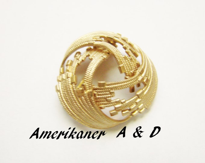 Vintage Amerikaner A & D Brooch / Rolled Gold Plate / Designer Signed / Jewelry / Jewellery