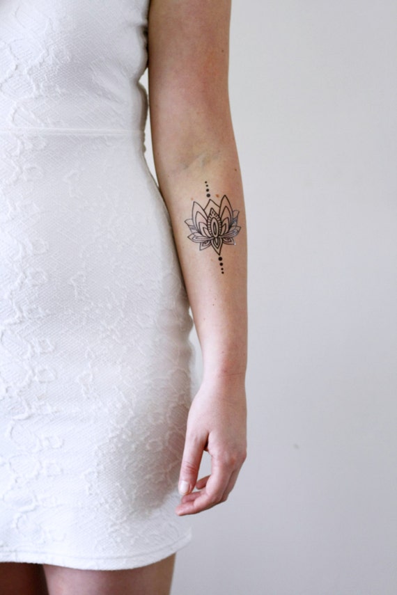 37+ Mini Lotus Tattoo