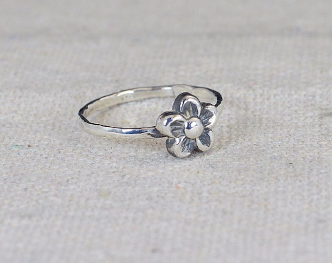 Small Flower Ring, Silver Flower Ring, Sterling Silver Ring, Forget Me Not, Flower Jewelry, Sterling Flower Ring, Floral Ring, Thin Ring