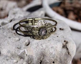 Raw Amethyst Bangle, Raw Amethyst and Pyrite Bangle, Raw Mineral Bracelet, Healing Crystals & Stones, Raw Stone Jewelry, Raw Stone Bracelet