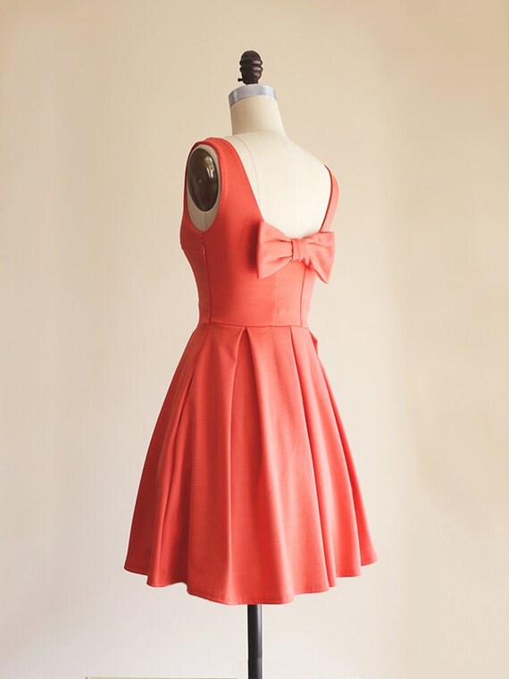  JANUARY  Coral bridesmaid  dress  with bow vintage by 
