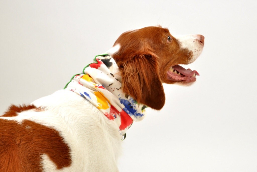 Neck protector. Pet neck gaiter. Dog neck gaiter. Pet scarf.