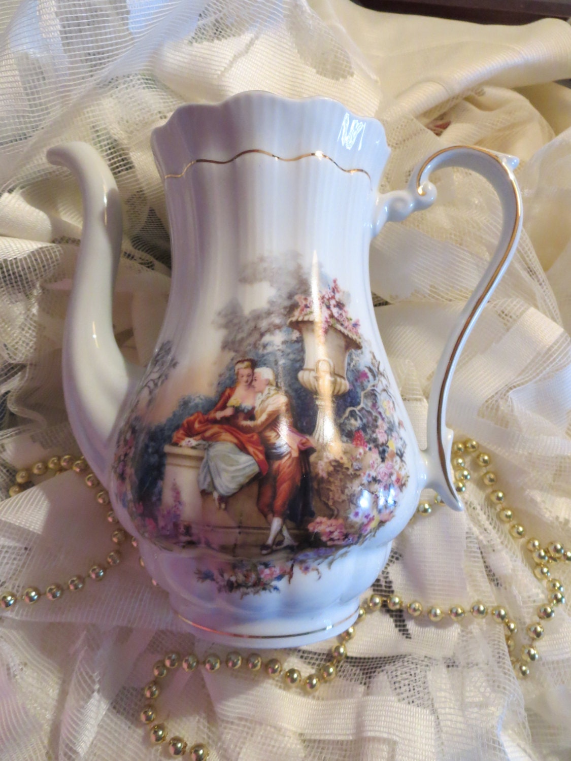 Walbrzych Teapot Made in Poland Center by AntiquesandCoinsJL