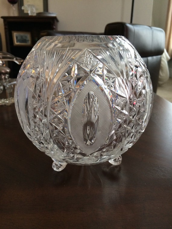 Cut Crystal Rose Bowl Vase 3 toes/feet 1800s early 1900s