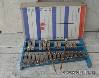 Vintage Melodia Xylophone Glockenspiel Boxed Wooden Framed 1970s Musical Instrument Blue