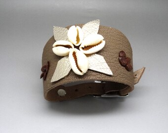 leather strap embroidered ethnic shell