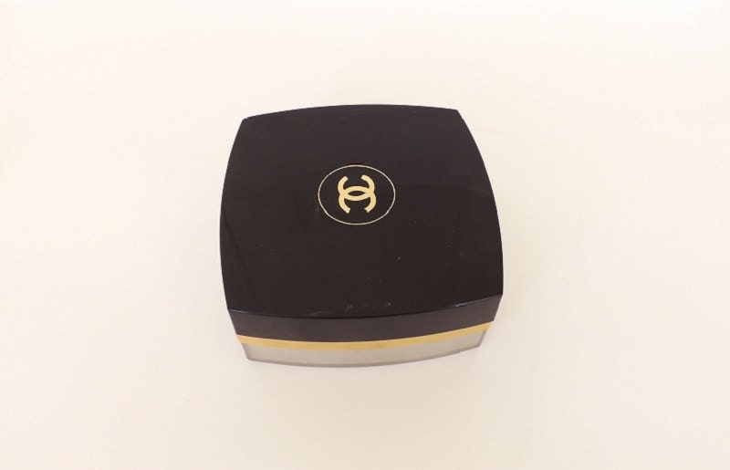 Vintage Chanel No. 5 Dusting Powder Bath Powder Poudre Libre