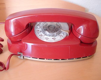 Princess Rotary Phone - AT&T-Western Electric - Color Red