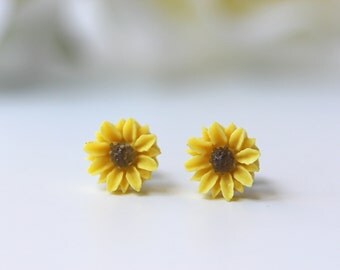 Sunflower Titanium Studs Simple Nicke Free Yellow Flower Dainty Earrings