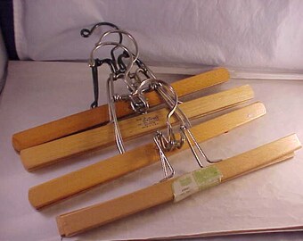 4 Wood Clamping Hangers Setwell Brand The Scot and Sears Brands