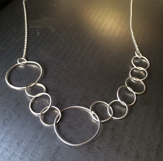 Circle Link Necklace by SundayLoiterer on Etsy